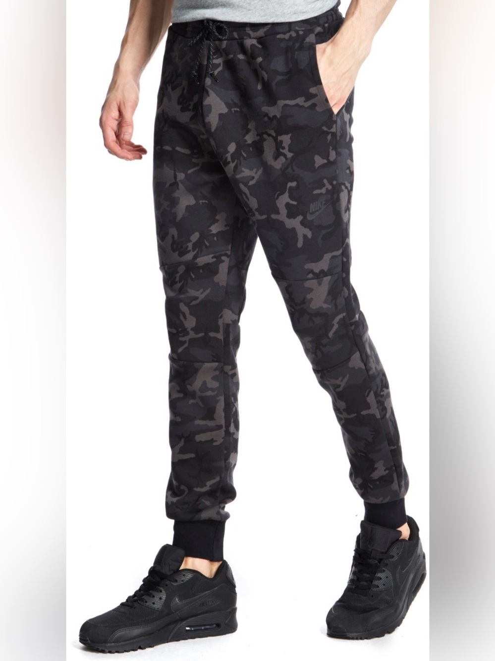 Nike Tech Camo Joggers. Size M - Picture 1 of 11